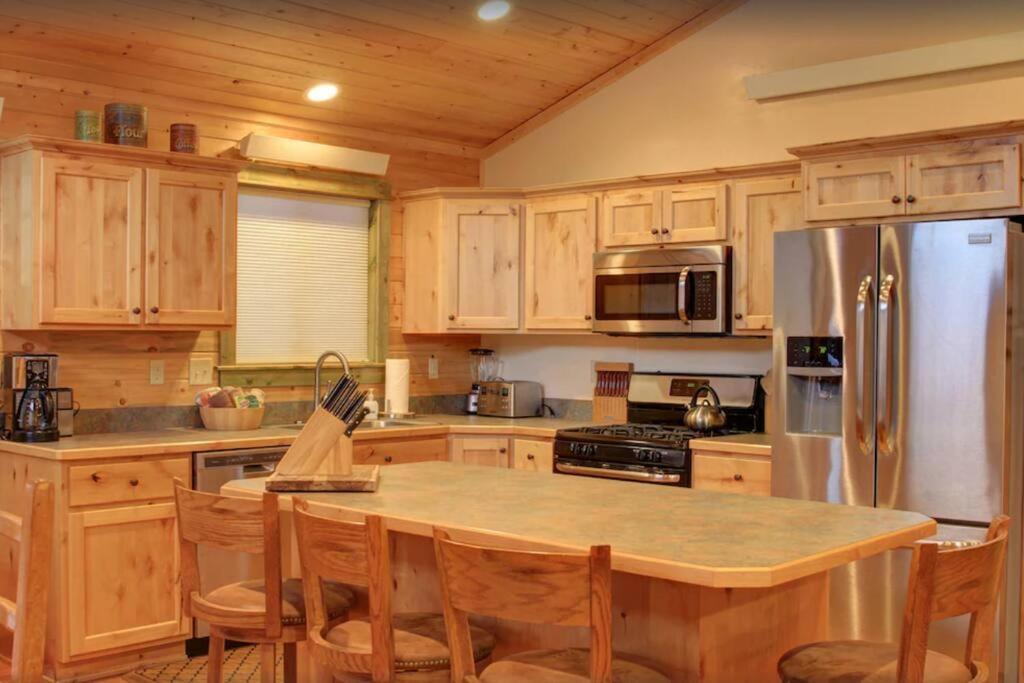 Fox Den Lodge West Yellowstone Luaran gambar