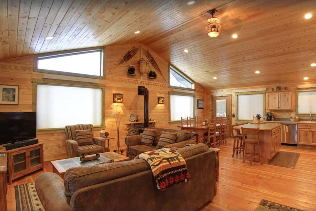 Fox Den Lodge West Yellowstone Luaran gambar